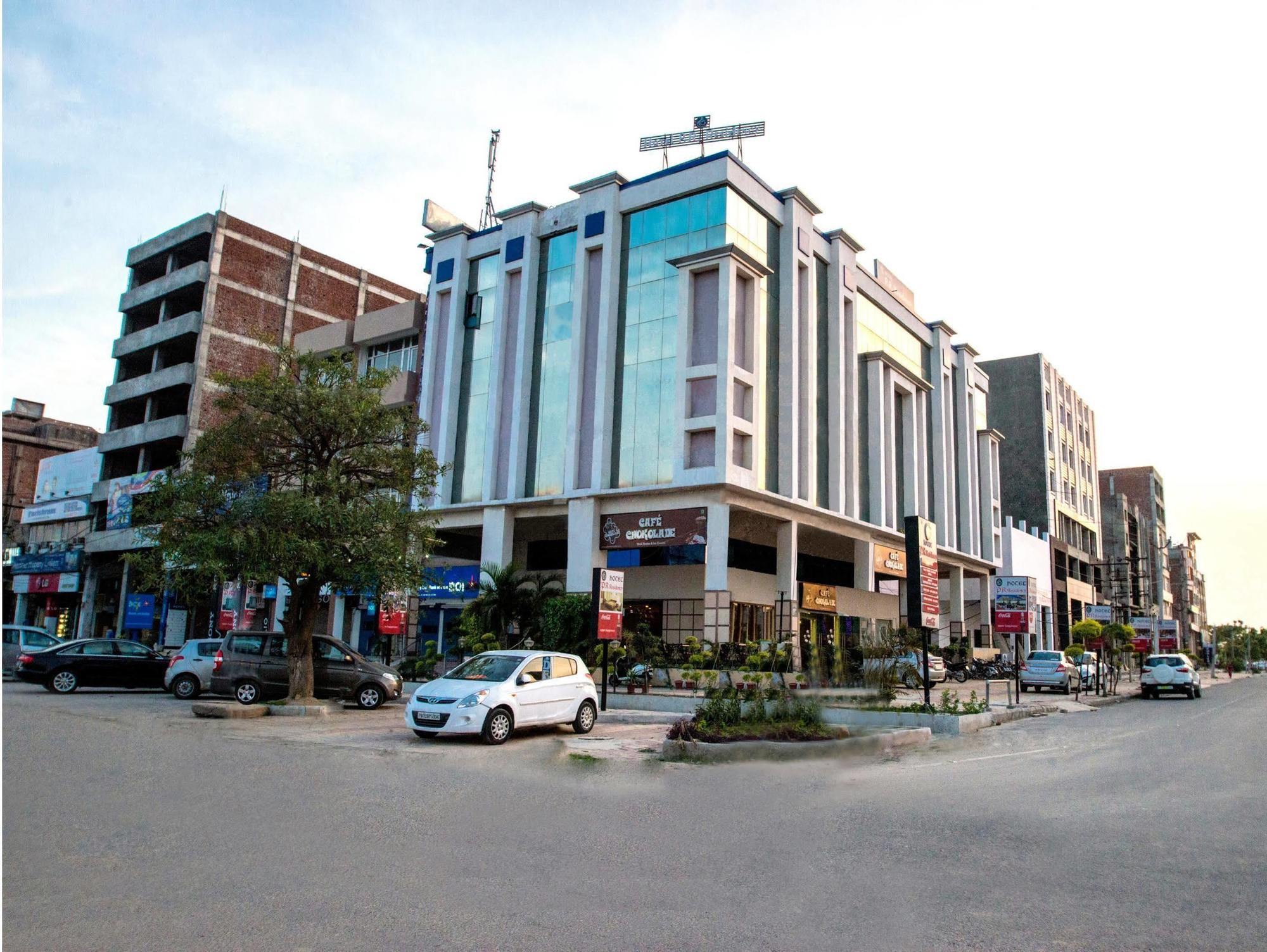 Hotel Pr Residency Amritsar Ngoại thất bức ảnh